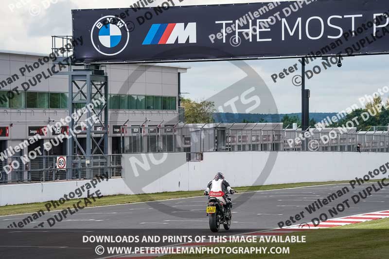 donington no limits trackday;donington park photographs;donington trackday photographs;no limits trackdays;peter wileman photography;trackday digital images;trackday photos
